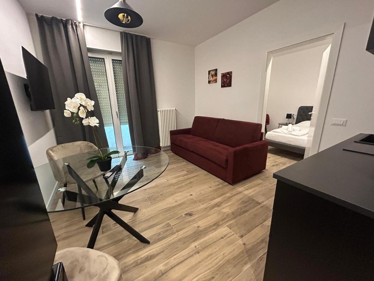 Apartment Teatro โบลซาโน ภายนอก รูปภาพ